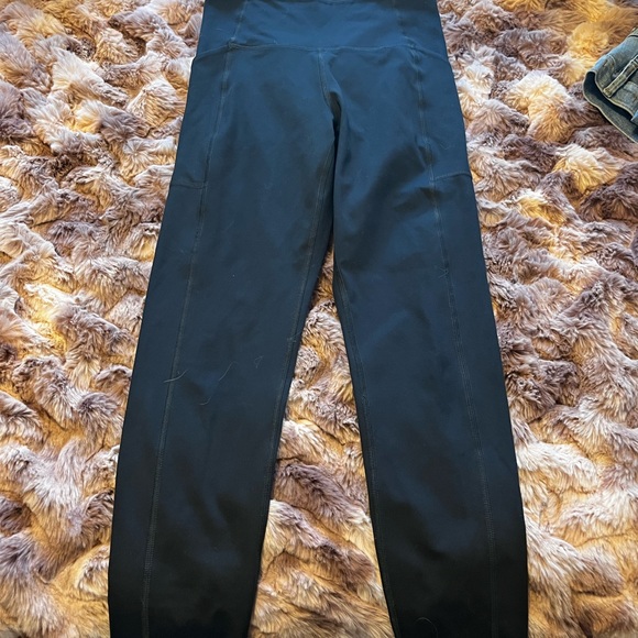 Girlfriend Collective Pocket Leggings - Picture 2 of 5